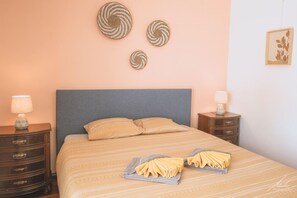 Apartment, 3 Bedrooms, 2 Bathrooms, Oceanfront