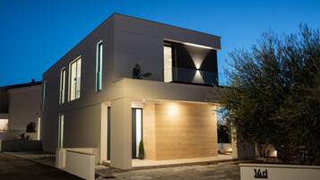 Front of property – evening/night