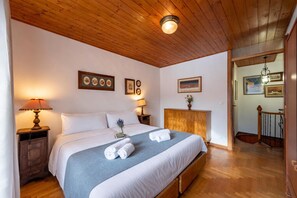 3 bedrooms, iron/ironing board, bed sheets - Residence Dolonne (Courmayeur)