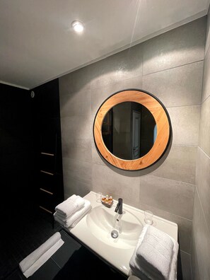 Bathroom - Le Mas de Camassade (Tourrettes-sur-Loup)