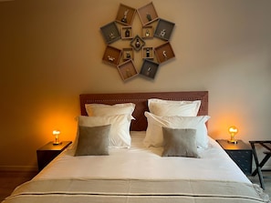 Double Room, Private Bathroom, Garden View (3) | Wi-fi percuma, cadar katil 