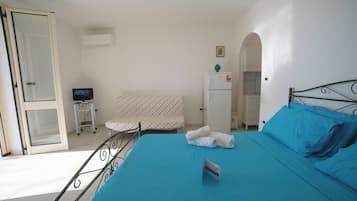 Standard-Apartment, 1 Schlafzimmer, Klimaanlage (La Conchiglia di Torre Vado with Sea) | 1 Schlafzimmer