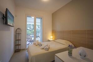 4 bedrooms, WiFi, bed sheets