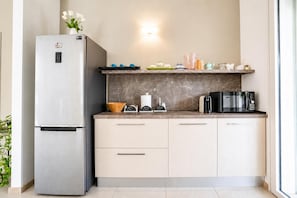 Family Villa, 4 Bedrooms, Balcony (Villa Torricella Pool and Sunny) | Interior