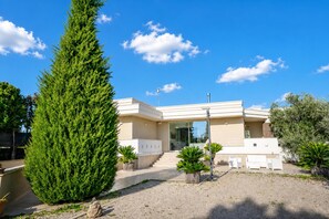 Family Villa, 4 Bedrooms, Balcony (Villa Torricella Pool and Sunny) | Exterior - Villa Torricella Pool and Sunny Garden (Leverano)