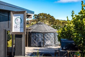 Miscellaneous - Obsidian Yurt by Waiheke Pure (Waiheke Island)