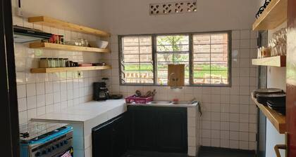 Charming 4-bedroom bed & breakfast in amazing Kigali with fitness room, WiFi
