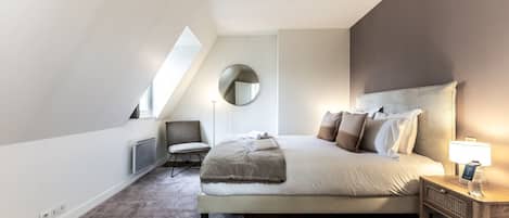 4 bedrooms, WiFi, bed sheets