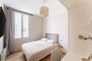 2 Schlafzimmer, Bügeleisen/Bügelbrett, Reisekinderbett, WLAN