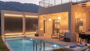 Outdoor pool, a heated pool