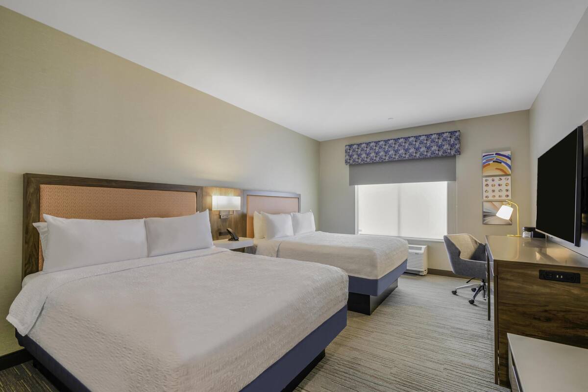 In-room safe, desk, laptop workspace, blackout drapes
