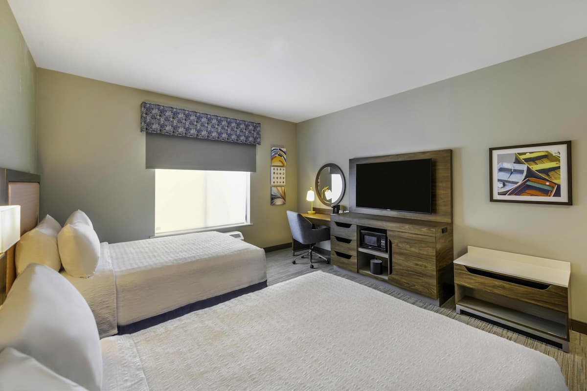 Room, 2 Queen Beds, Accessible Bathtub | Iron/ironing board