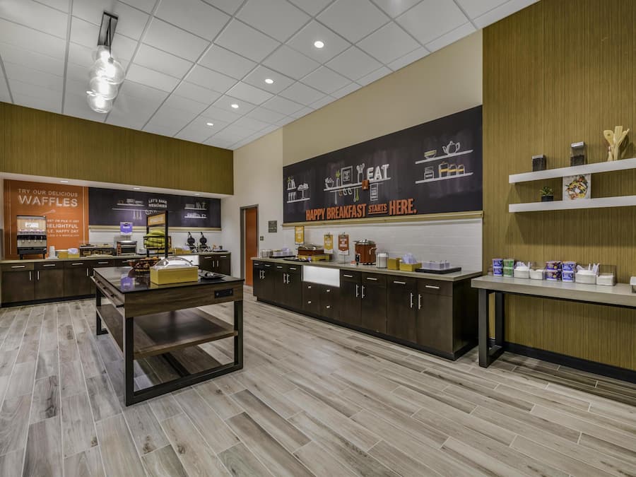 Free daily buffet breakfast