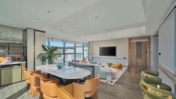 Deluxe Suite, 1 King Bed | Down comforters, minibar, in-room safe, individually decorated