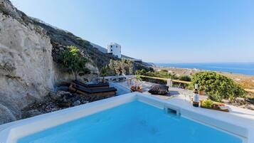 Superior Suite with Sea View and Outdoor Heated Jacuzzi | Terras