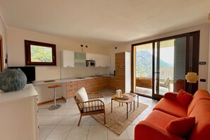 Nicht klassifiziertes Bild, 2 von 18, Schaltfläche