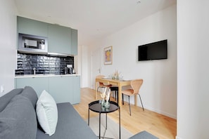 Smart TV, offices