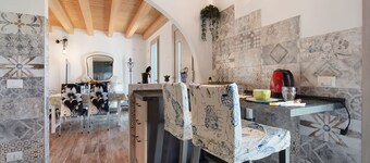 At the Court of the Angel, a welcoming house with free private parking