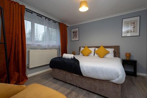 2 Schlafzimmer, Bügeleisen/Bügelbrett, kostenloses WLAN, Bettwäsche