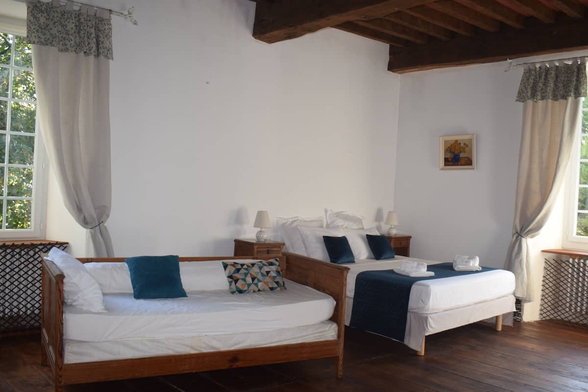 Comfort Triple Room