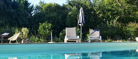 Piscine extérieure (ouverte en saison)