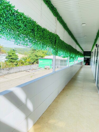 Hotel Duong Dong Town