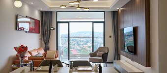 3-Bedroom apartment at Oasis Park.