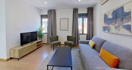 Spectacular apartment in Cuatro Caminos