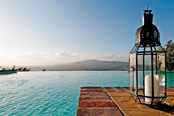Pool - Cottage in Chianti with Infinity Pool (Montelupo Fiorentino)