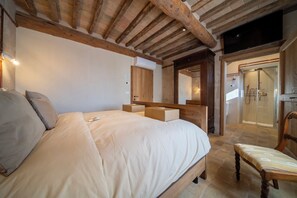 7 bedrooms, WiFi, bed sheets - Farmhouse Podere Tovari (Toscana)