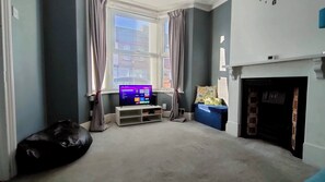 Smart TV, books