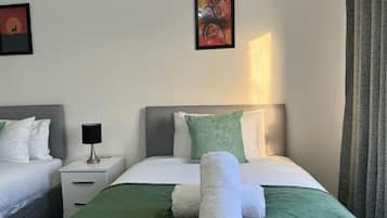 House | 2 bedrooms, iron/ironing board, free WiFi, bed sheets