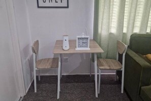 House | Dining