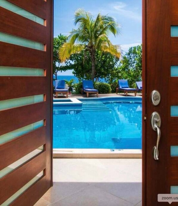 Pool - Hospitality Expert - Little Waters Villa Negril (Negril)