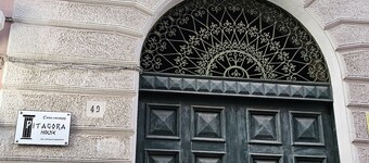 PITAGORA HOUSE, 3 bedrooms, bathroom, TV and dining room, cooking area, veranda