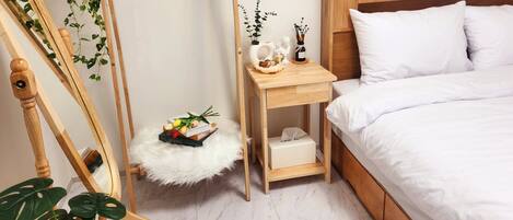 3 bedrooms, in-room safe, free WiFi, bed sheets