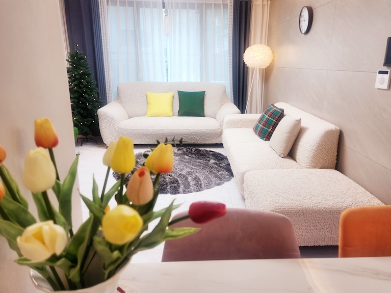 A New Building,3 Bedrooms,4 Beds,2 Bathrooms,air Conditioning,heating System - 首爾