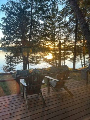 Terrace/patio - Loon Star Lodge - Three Bedroom Log Home (Grand Rapids)