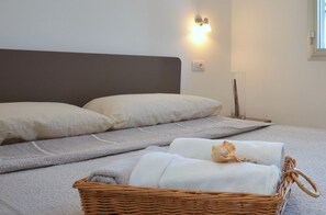 3 chambres, draps fournis