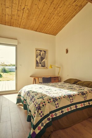 4 slaapkamers, een bureau, reisbedje, wifi