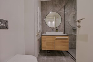 Bathroom - BW buissnes studio with St.Reggis view (Beograd)