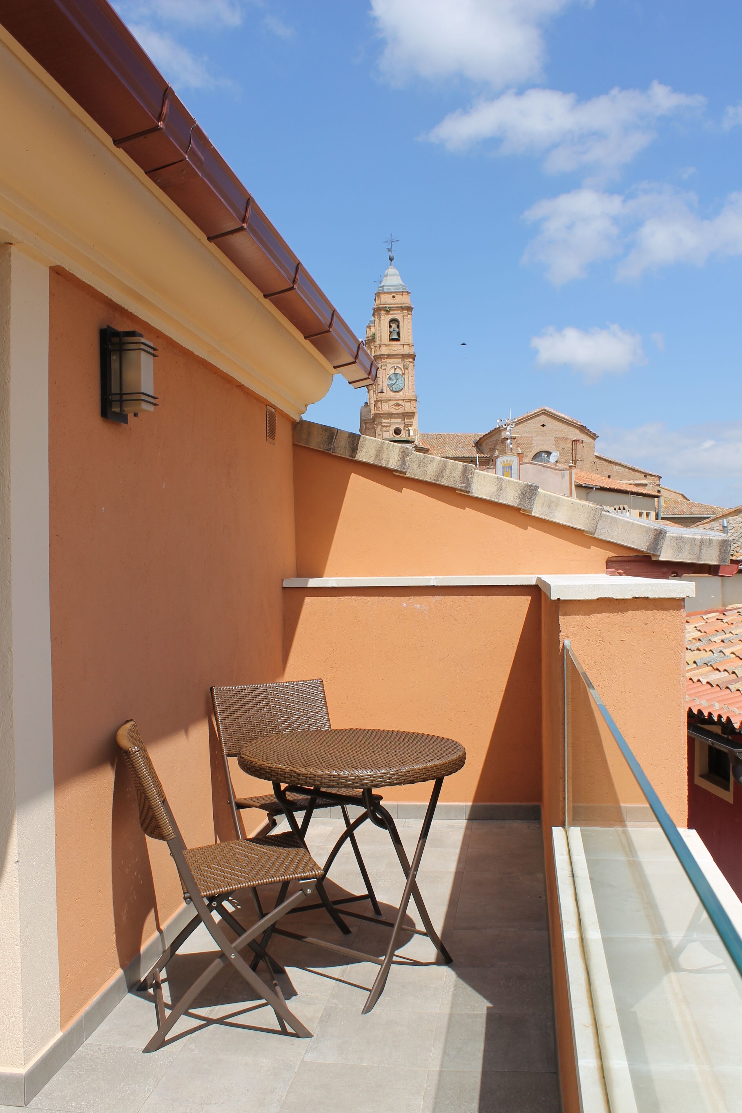 Deluxe studio, balkon, uitzicht op bergen | Terras