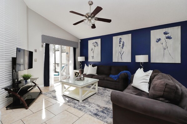 スマートテレビ、テーブルサッカー台