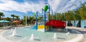 Children's area - 10 bedroom Disney area rental with dining for 16 and screened pool (Davenport)