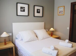 3 Schlafzimmer, Bügeleisen/Bügelbrett, Reisekinderbett, kostenloses WLAN