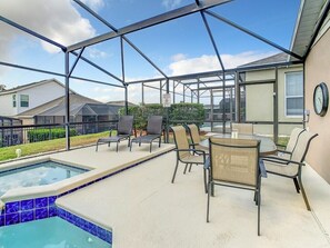 Outdoor dining - Windsor Palms Villa, Pool, Spa, Game Room, Near Disney (Kissimmee)