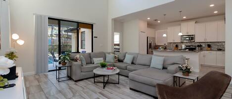 TV connectée, table de tennis de table