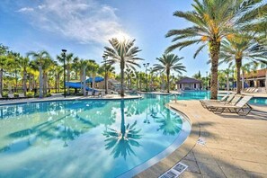 室外泳池、暖水池