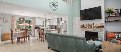 TV, fireplace, offices