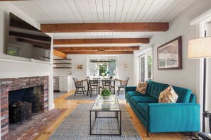 Televisión, oficina